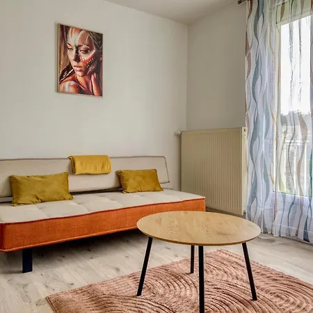 Les Peupliers De Charme